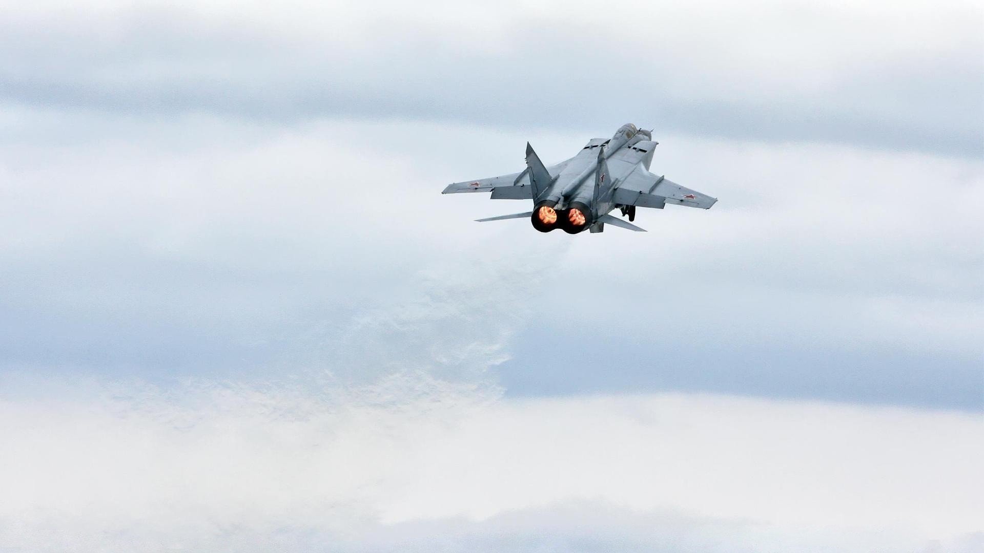 塞尔塔主教练因赛后表现受批评,局势岌岌可危,塞尔塞塔