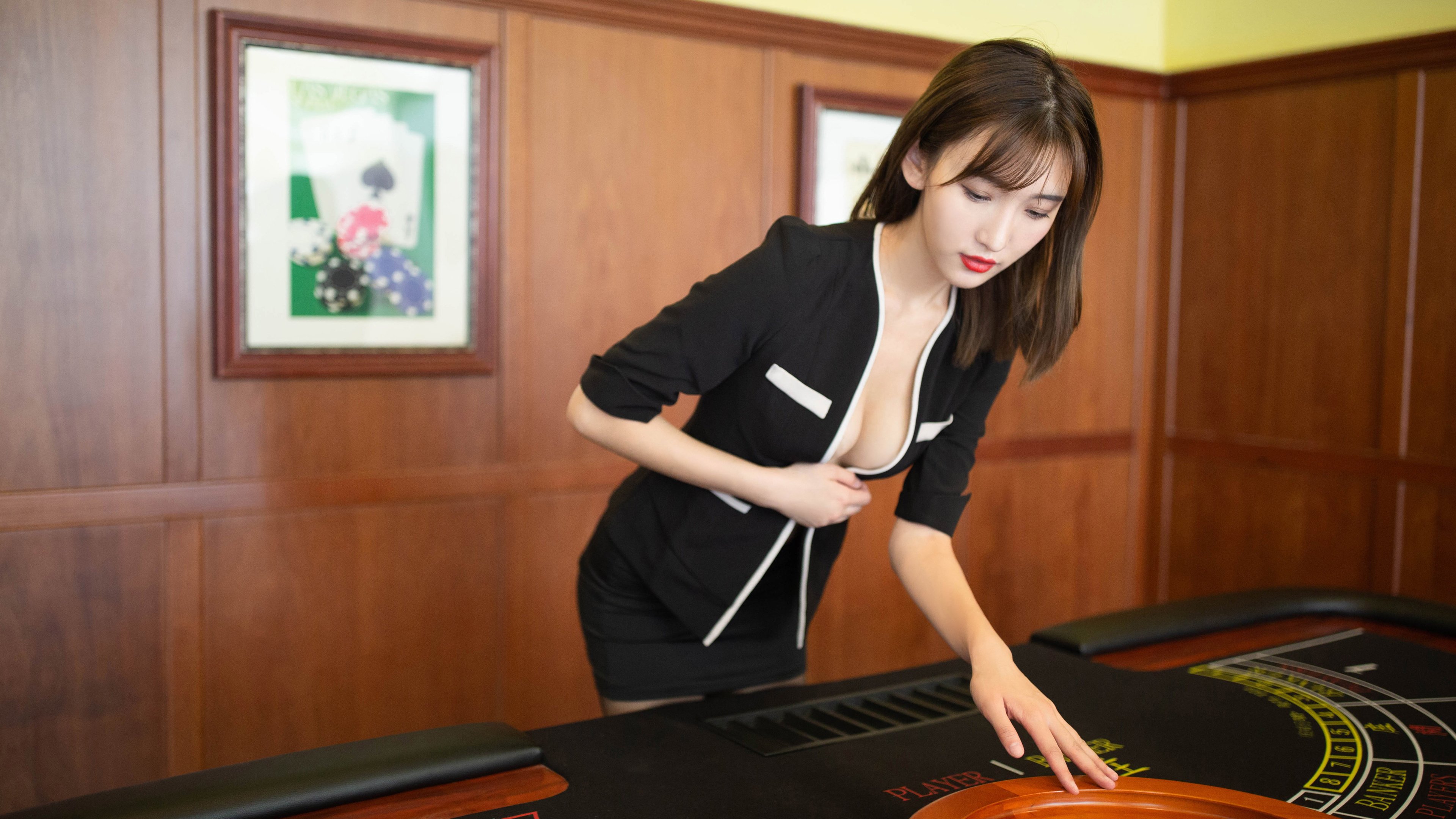 AYX体育-新疆队在比赛中展现出出色表现，实力稳步提升，2020年新疆队队员