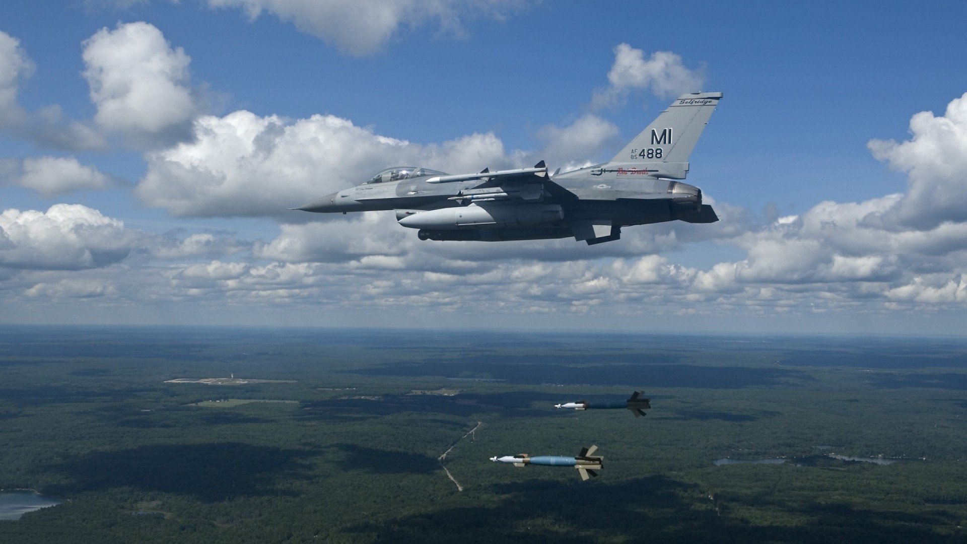 爱游戏官方-中国男篮提升对抗能力加强身体对位，中国男篮战术分析