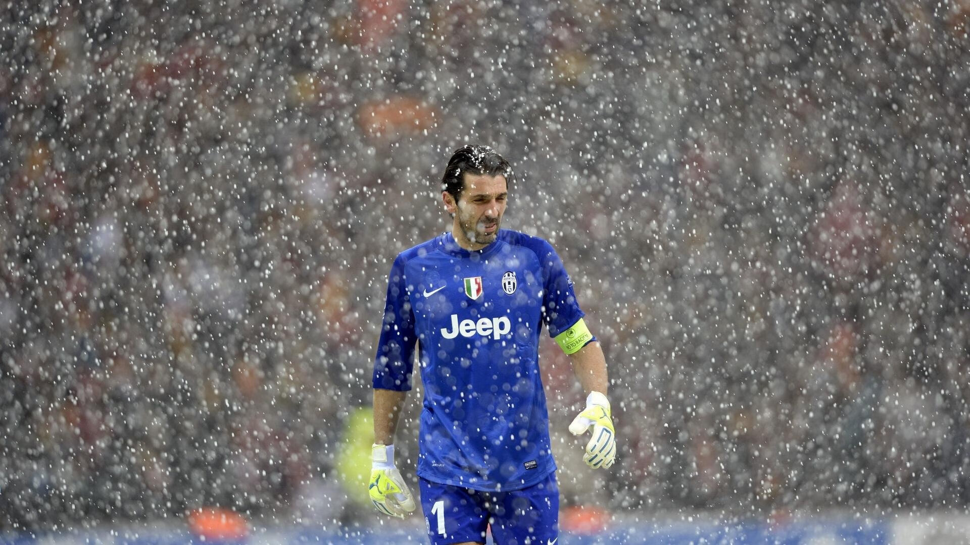 爱游戏app-主场气势谁的球馆最具压迫感，主场一般谁开球